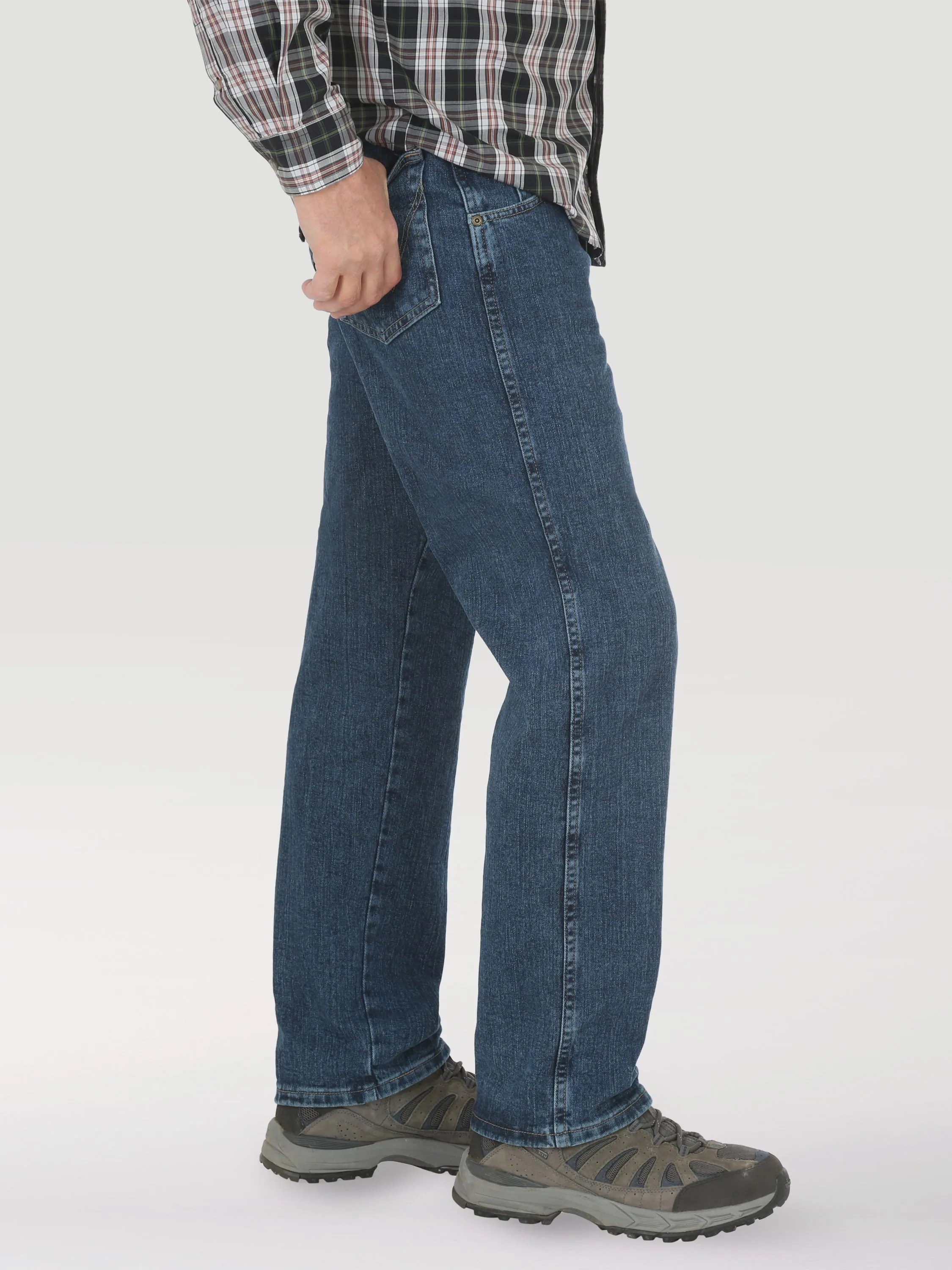 35051MS Men's Relaxed Fit Rugged Wear Jean by Wrangler