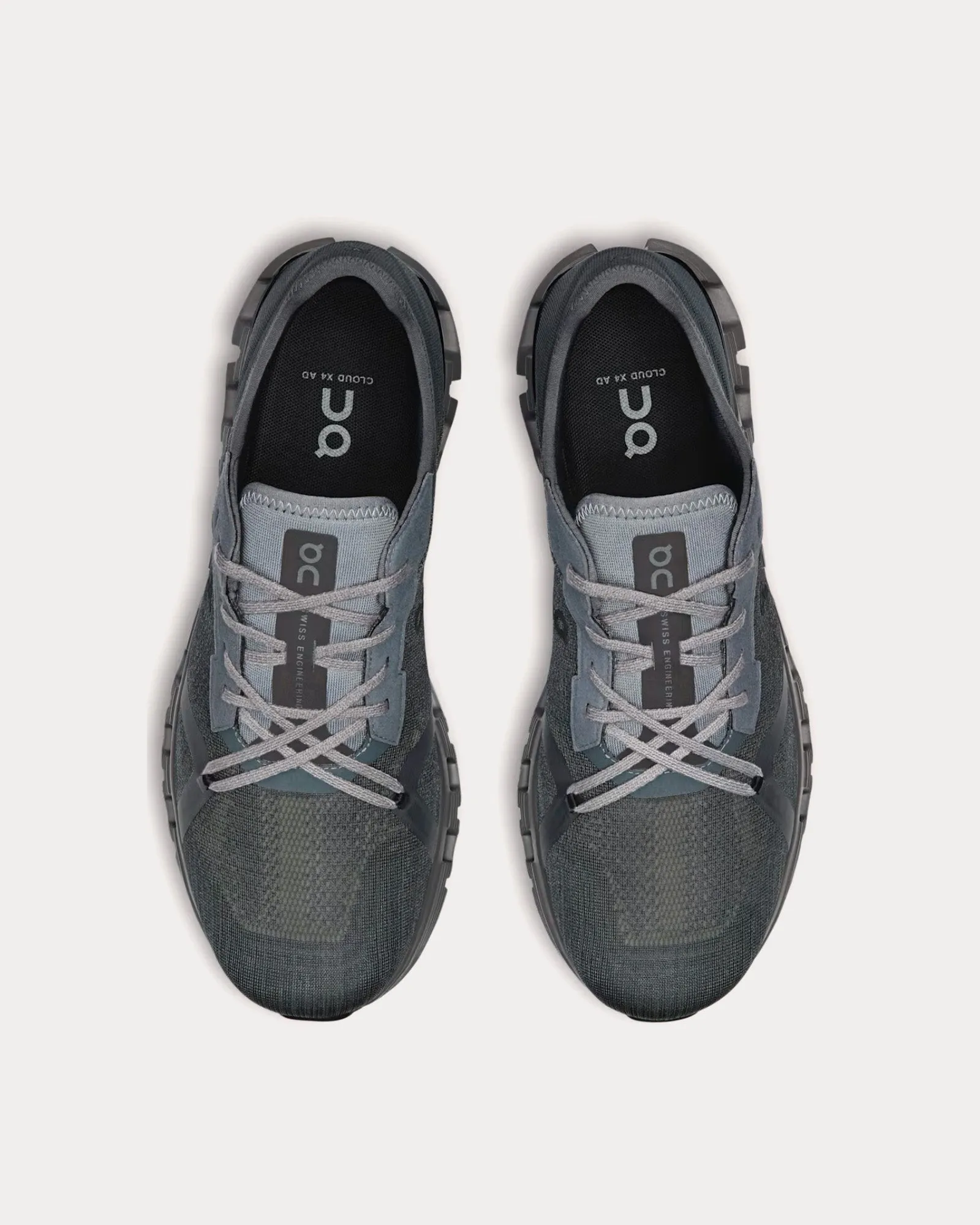 Cloud X 4 AD Stone / Black Running Shoes