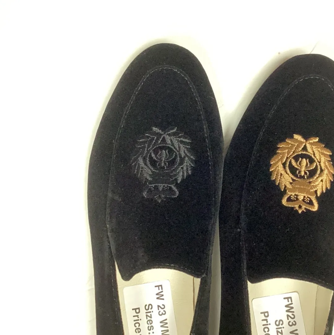 SALE FW24 Boutaccelli Capri Velvet Crest Embroidery Front Slip On